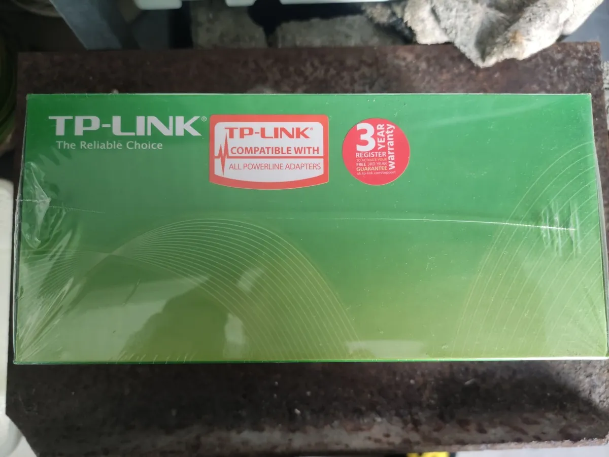 TPLink AV600 Power line adapter / WiFi extender - Image 2