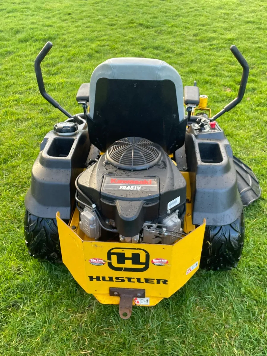 Lawn mower - Image 1