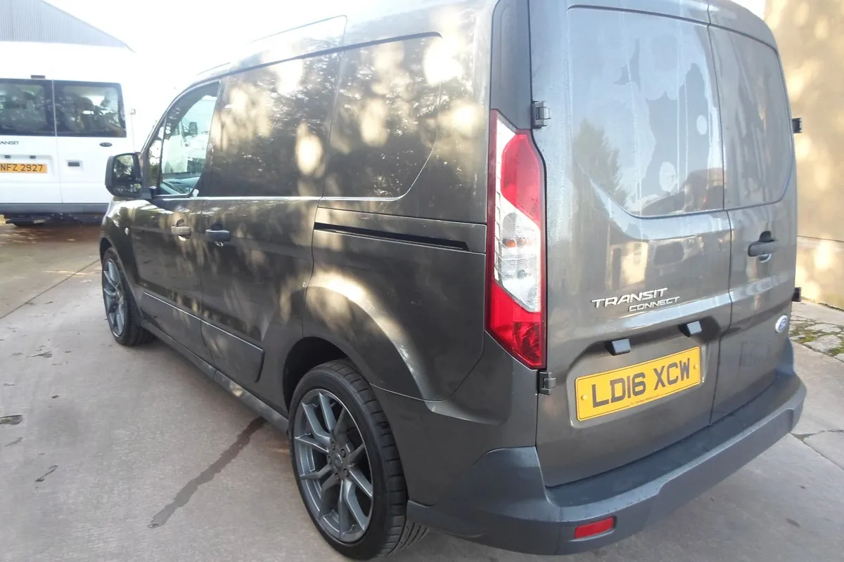 Ford Transit Connect 2016 - Image 3