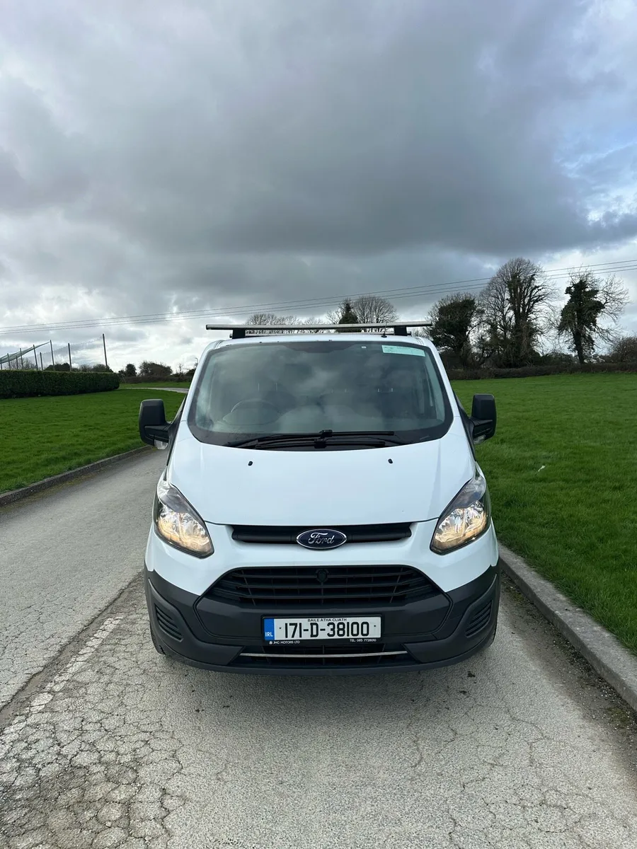 Ford Transit Custom 2017 DOE 07/26 - Image 2