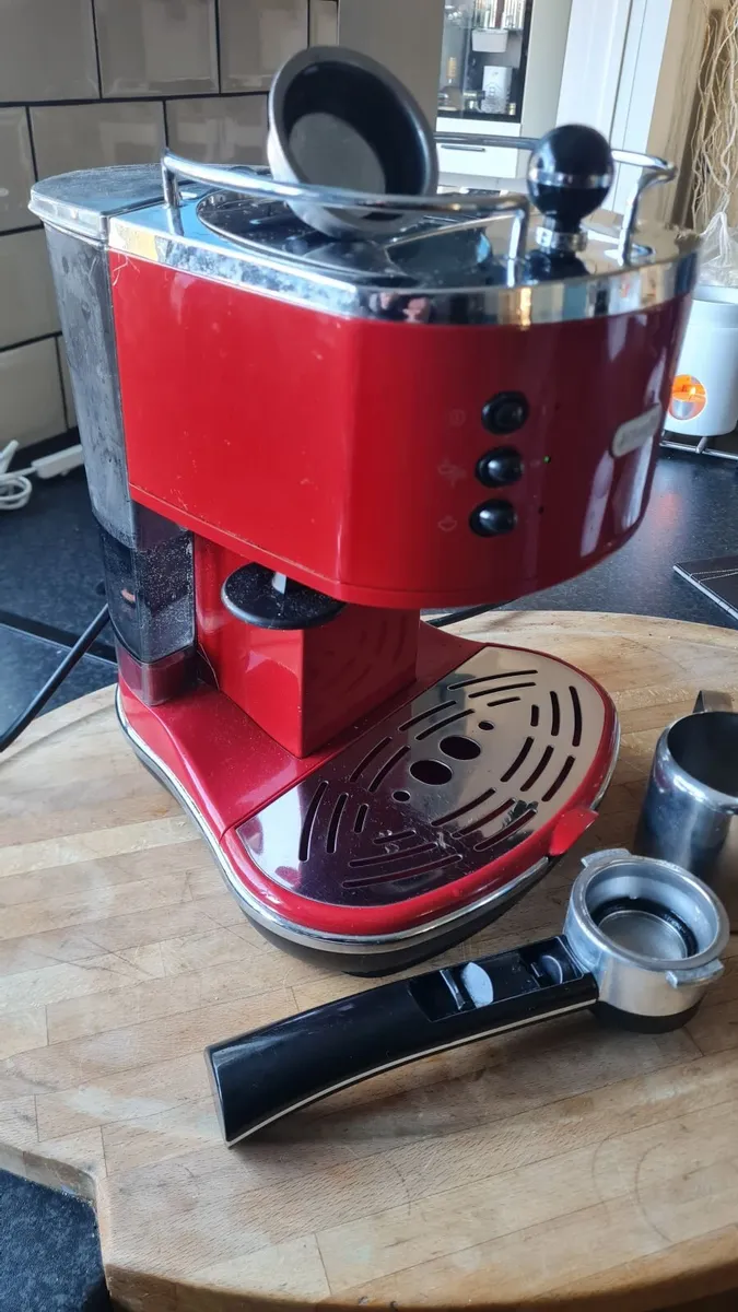 Coffee machine. - Image 1