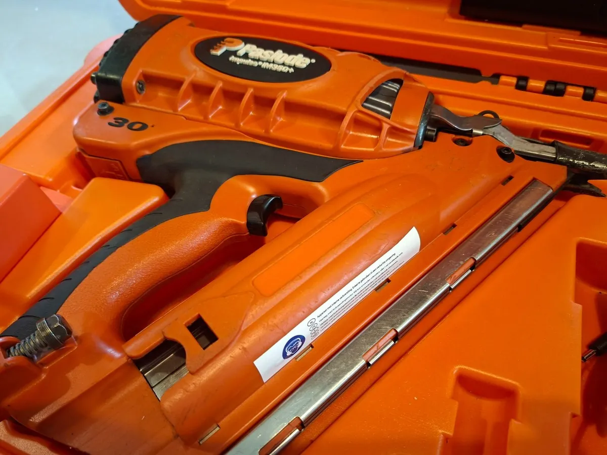 Paslode im350+ 1st Fix Nail Gun"Fully Serviced" - Image 2