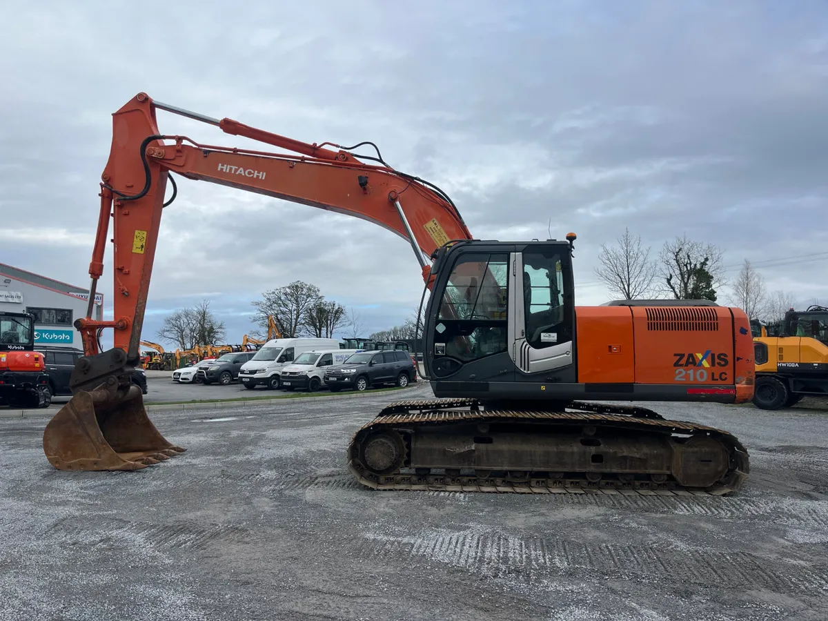 2010 Hitachi ZX210LC-3 - Image 1
