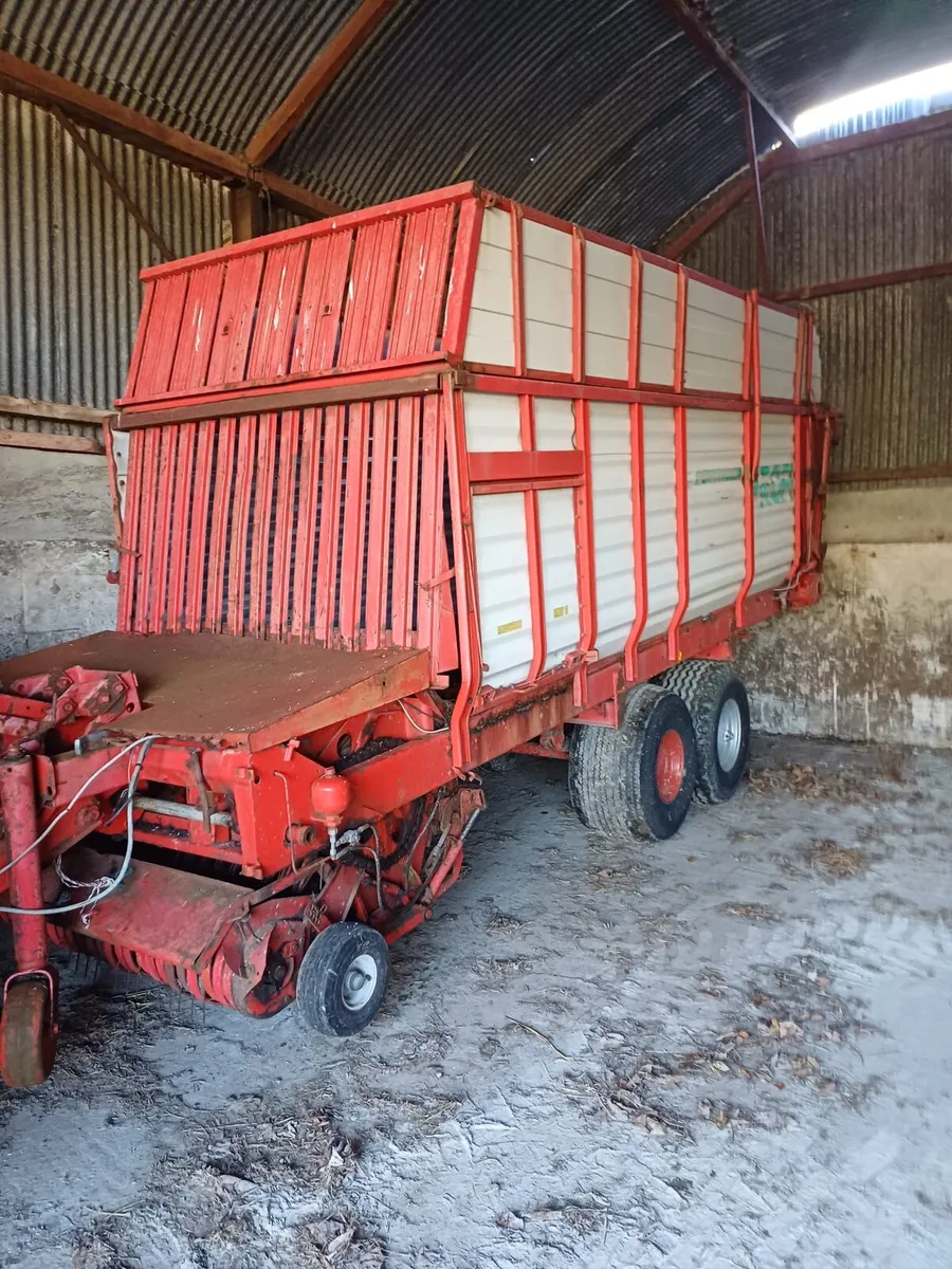 Pottinger silage wagon - Image 1