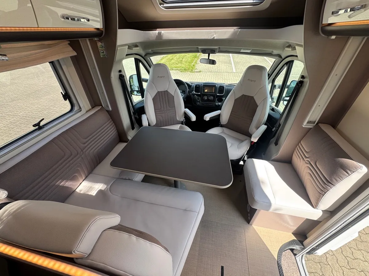 252 Burstner TD690 Harmony Line - Image 4