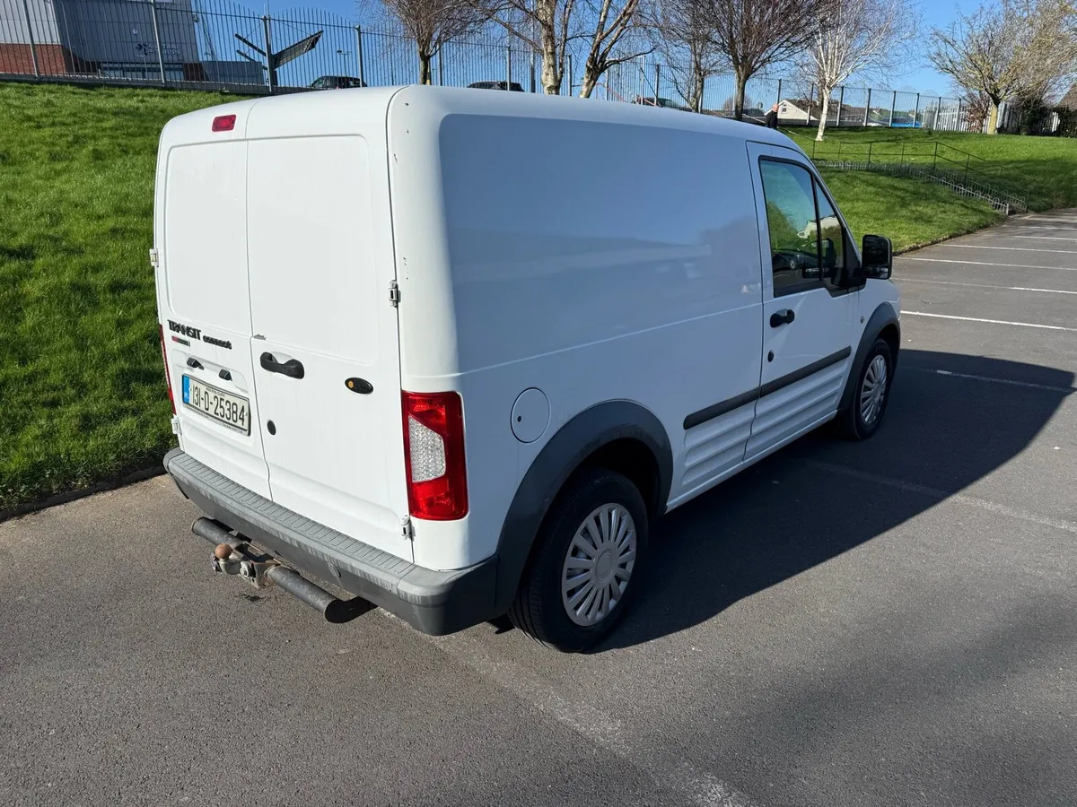 2013 transit connect 149,000km DOE 09/26 - Image 3