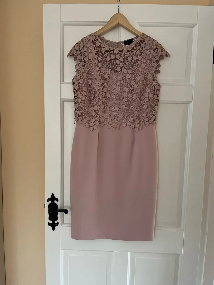 Wedding guest outfit