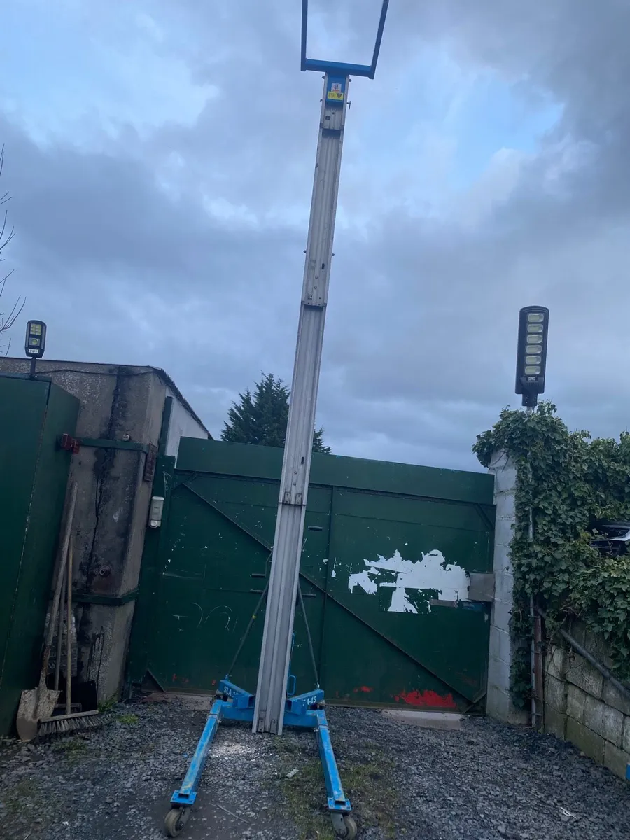 GENIE SLA15 SUPERADVANTAGE LIFT - Image 2