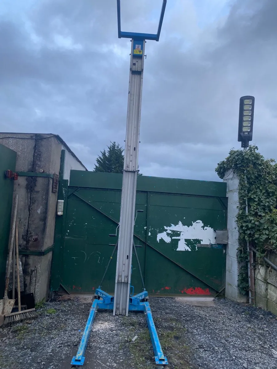 GENIE SLA15 SUPERADVANTAGE LIFT - Image 3