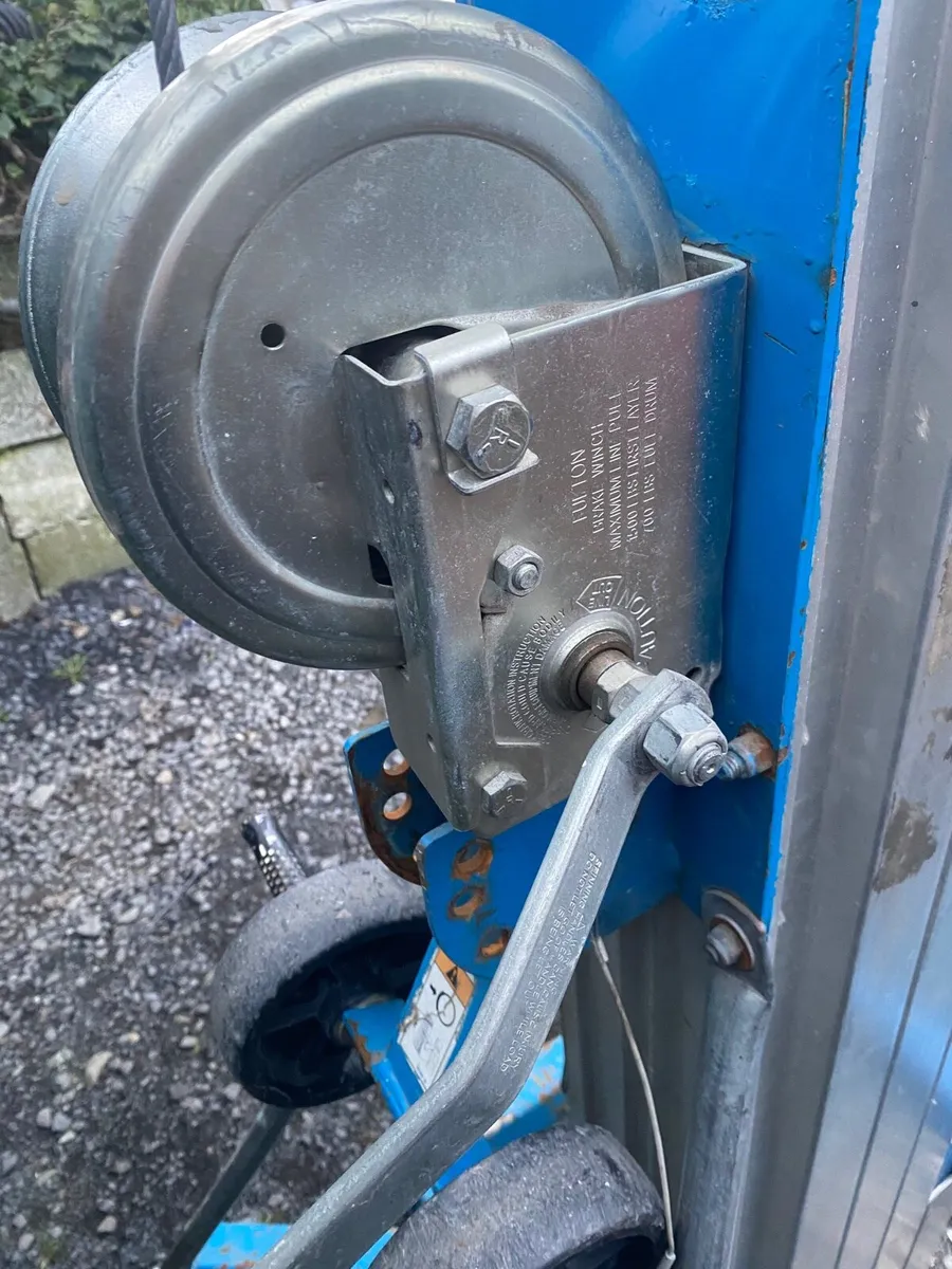 GENIE SLA15 SUPERADVANTAGE LIFT - Image 4