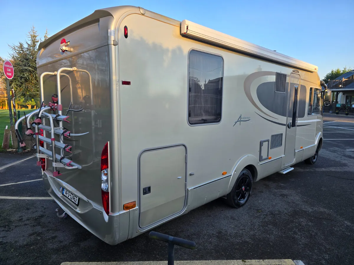 2014 BURSTNER AVIANO I727 ISLAND BED TAKE TRADE IN - Image 4