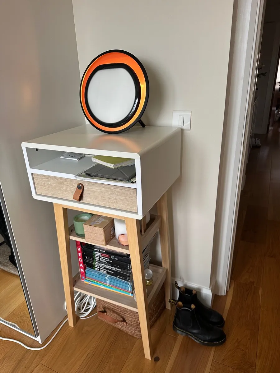 High table - Image 1