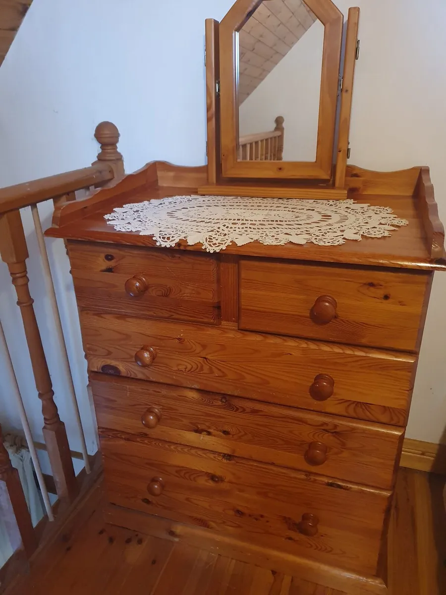 Chest of drawers with mirror - Image 3