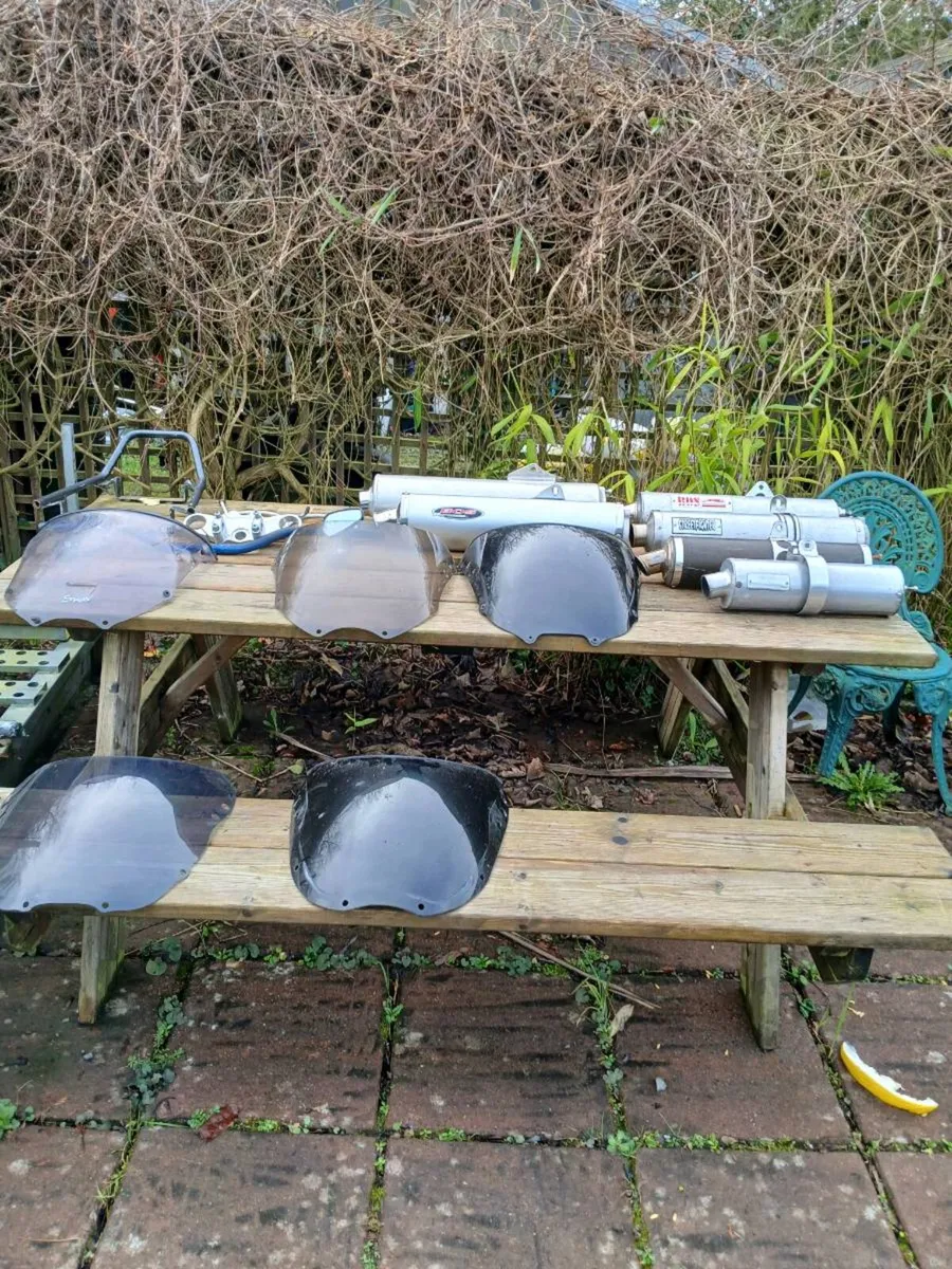 Honda CBR 900 Fireblade Parts/Extras 92/99 - Image 4