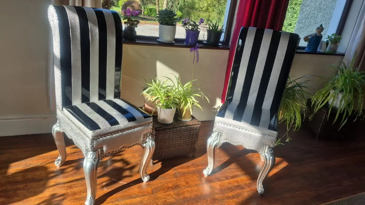 ✨ Elegant Baroque Style Accent Chairs – Set of 2 ✨ - Image 1