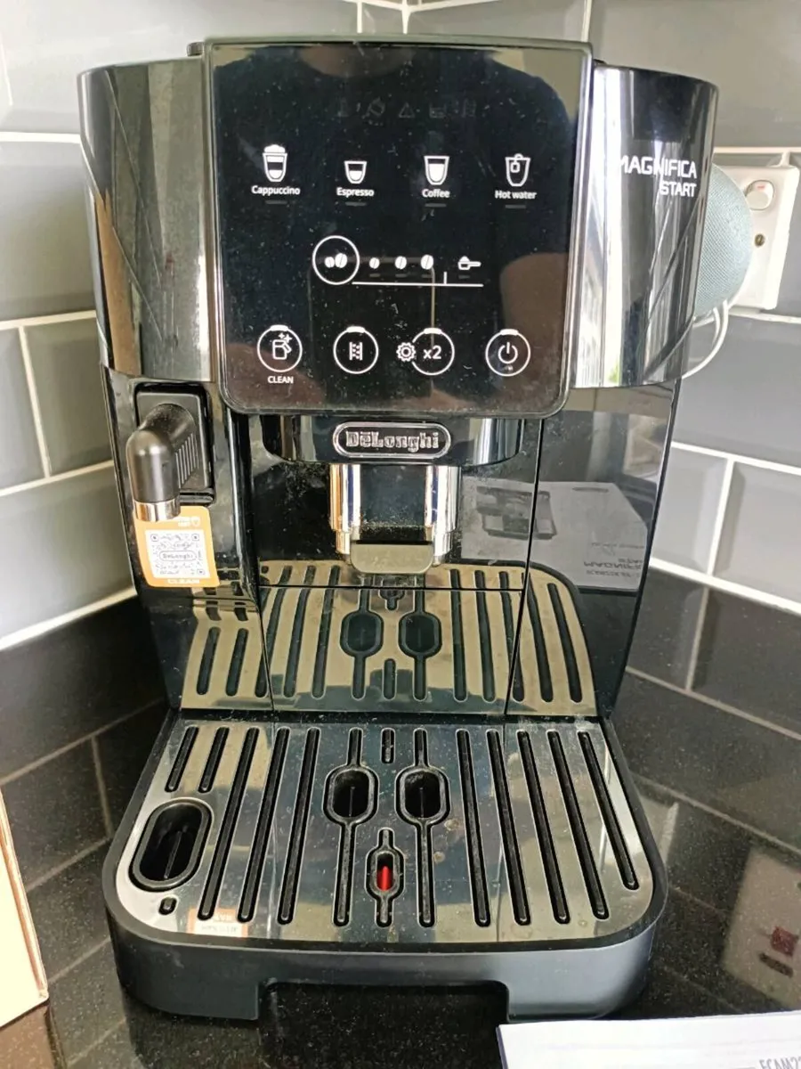 Coffee machine - Image 2