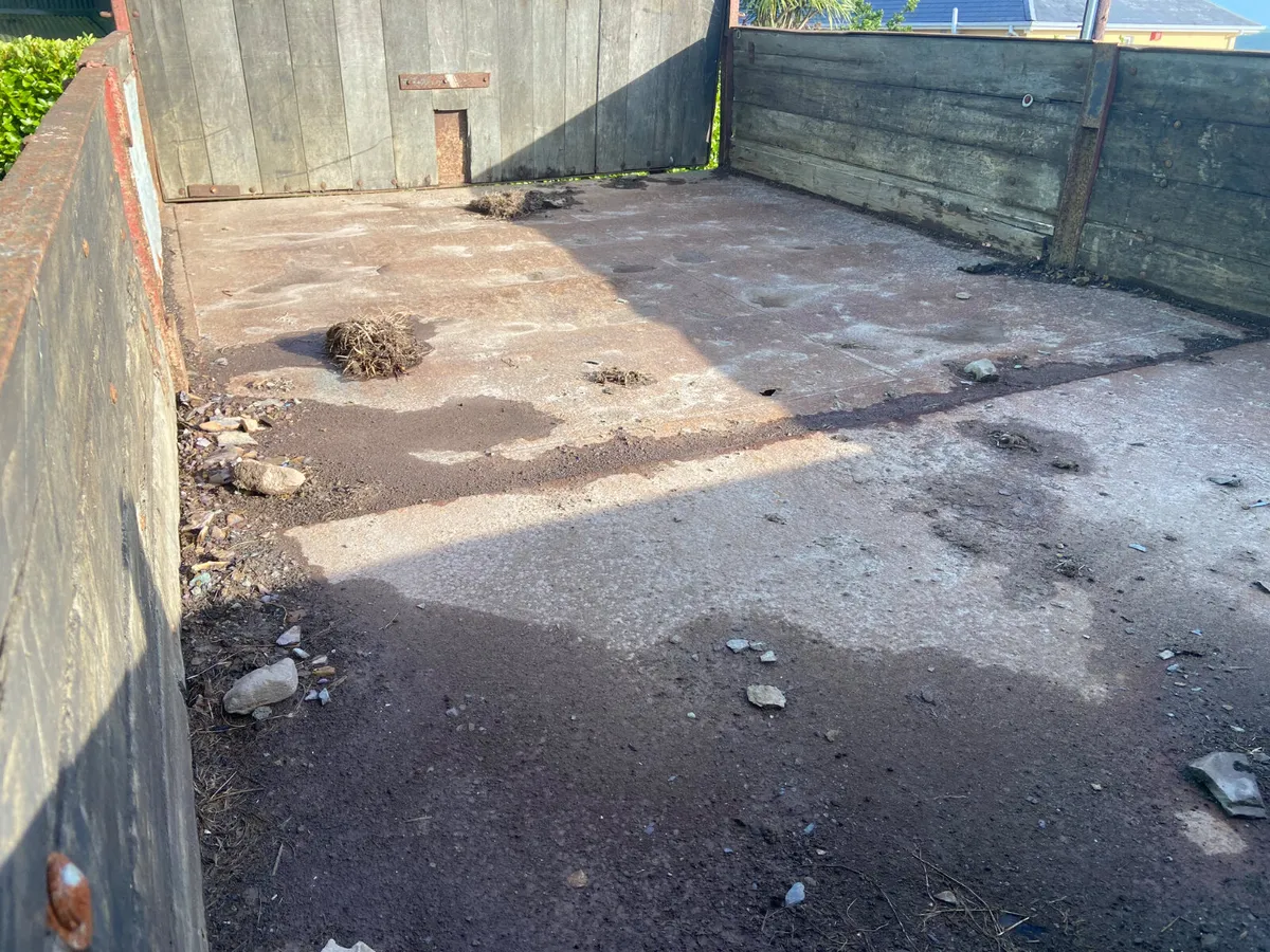 Tipping trailer - Image 4