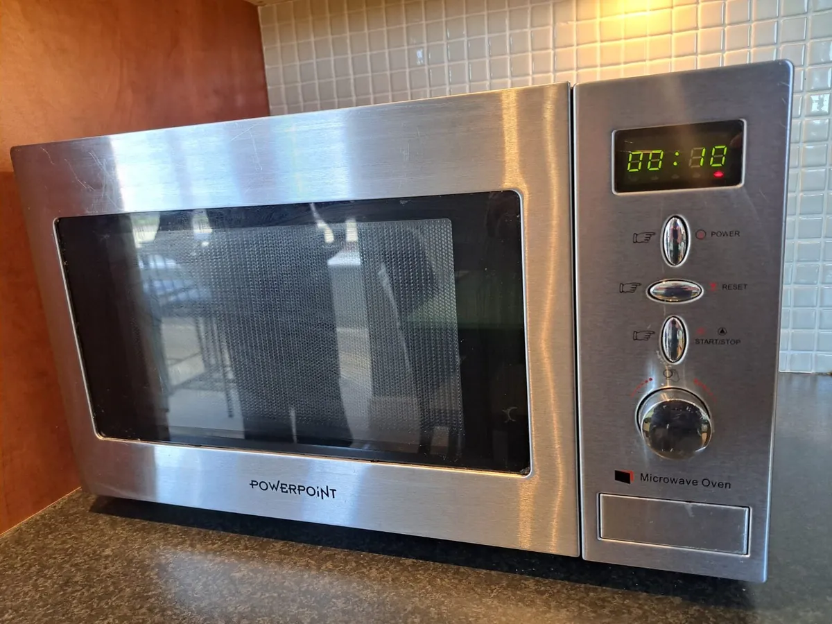Powerpoint Microwave For Sale - Image 2