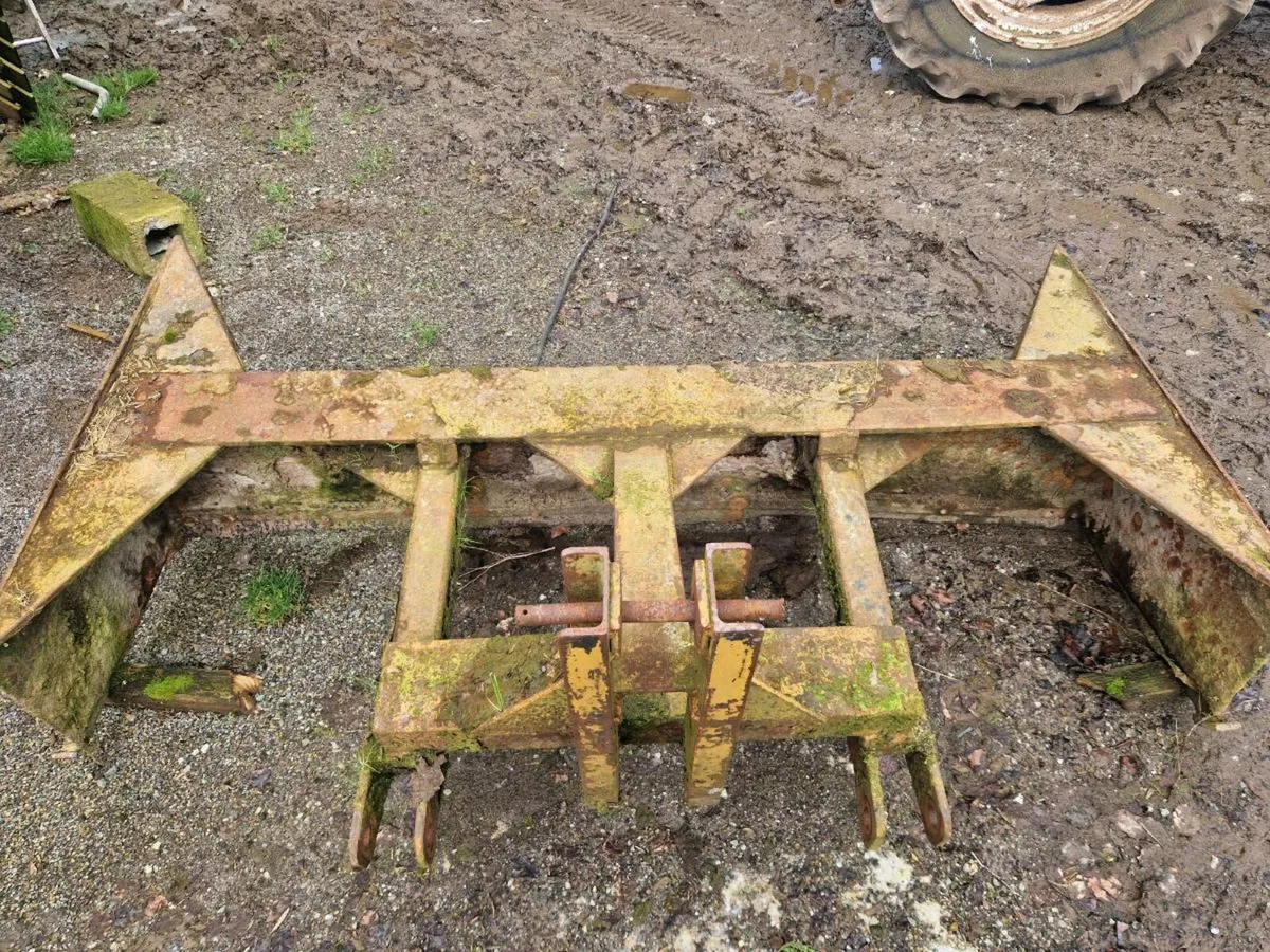 Heavy Duty Yard Scraper - Image 3