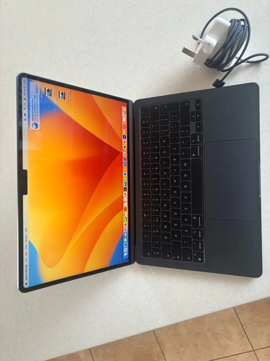 MacBook Air 2024 M3 - Image 2