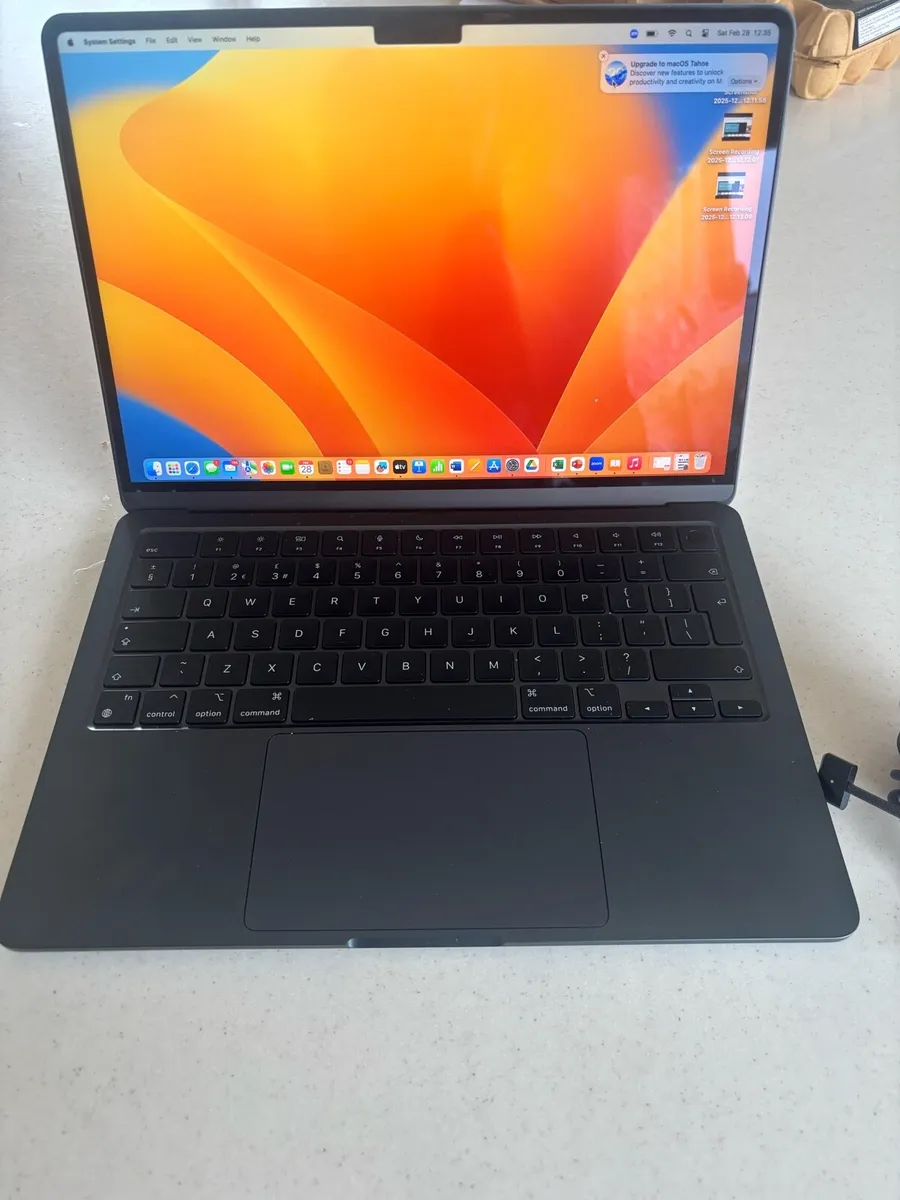 MacBook Air 2024 M3 - Image 3