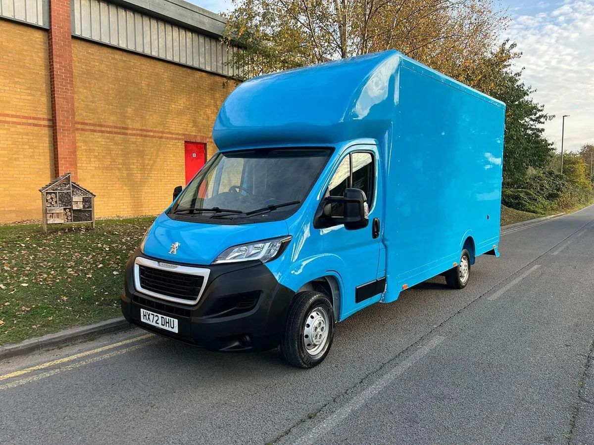2022 Peugeot Boxer Luton Box Van - Image 2