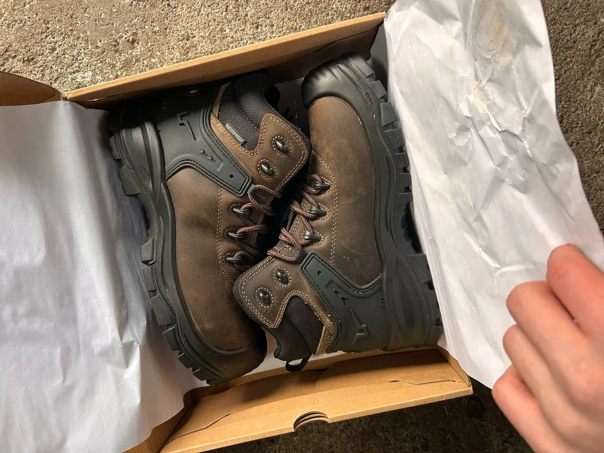 Steel toe working boots - Image 1