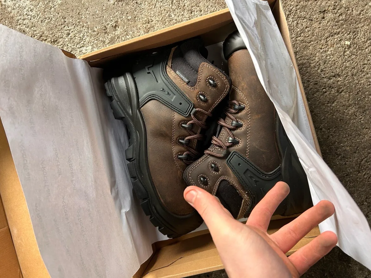 Steel toe working boots - Image 2