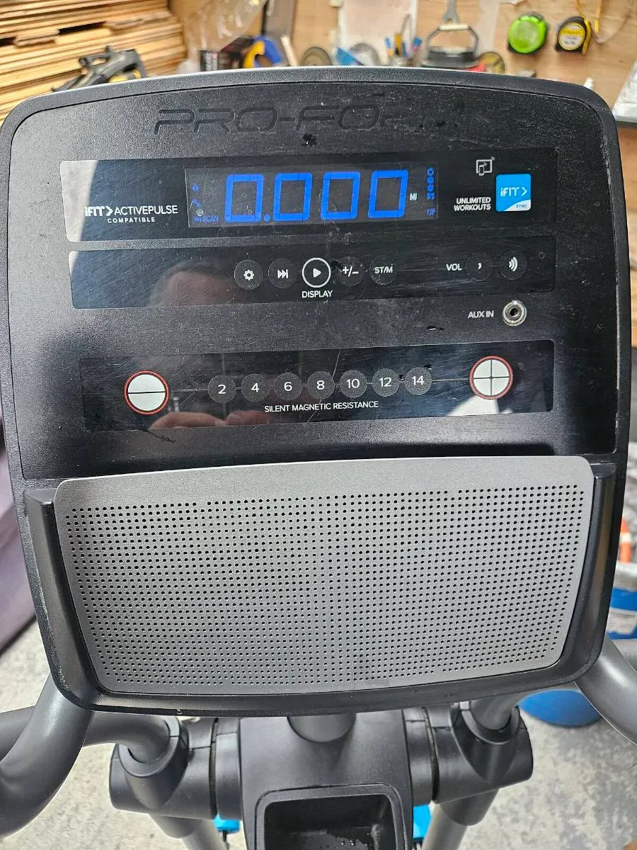 Cross trainer - Image 4