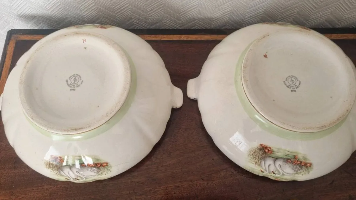 Vintage Arklow Pottery Serving Bowls - Image 4