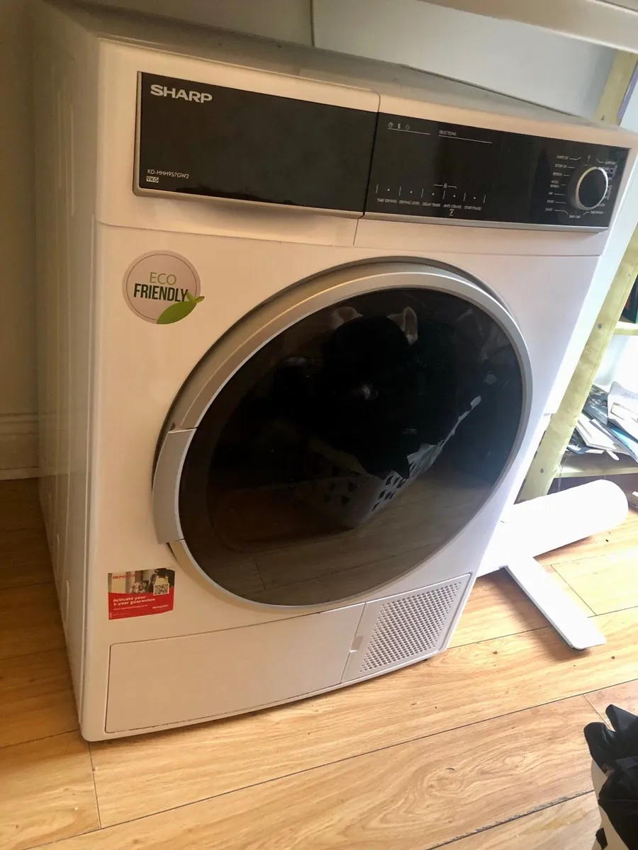 Sharp Heat Pump Condenser Dryer KD-HHH9S7GW2-EN - Image 1