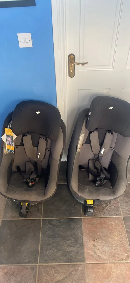 Joie 360 Spin car seat - Image 1
