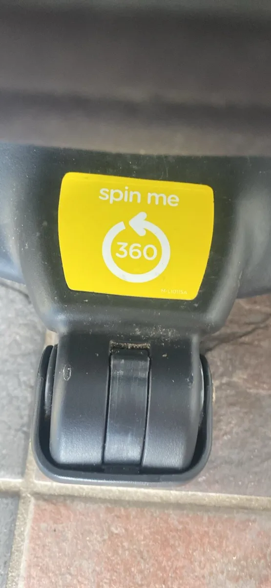 Joie 360 Spin car seat - Image 3