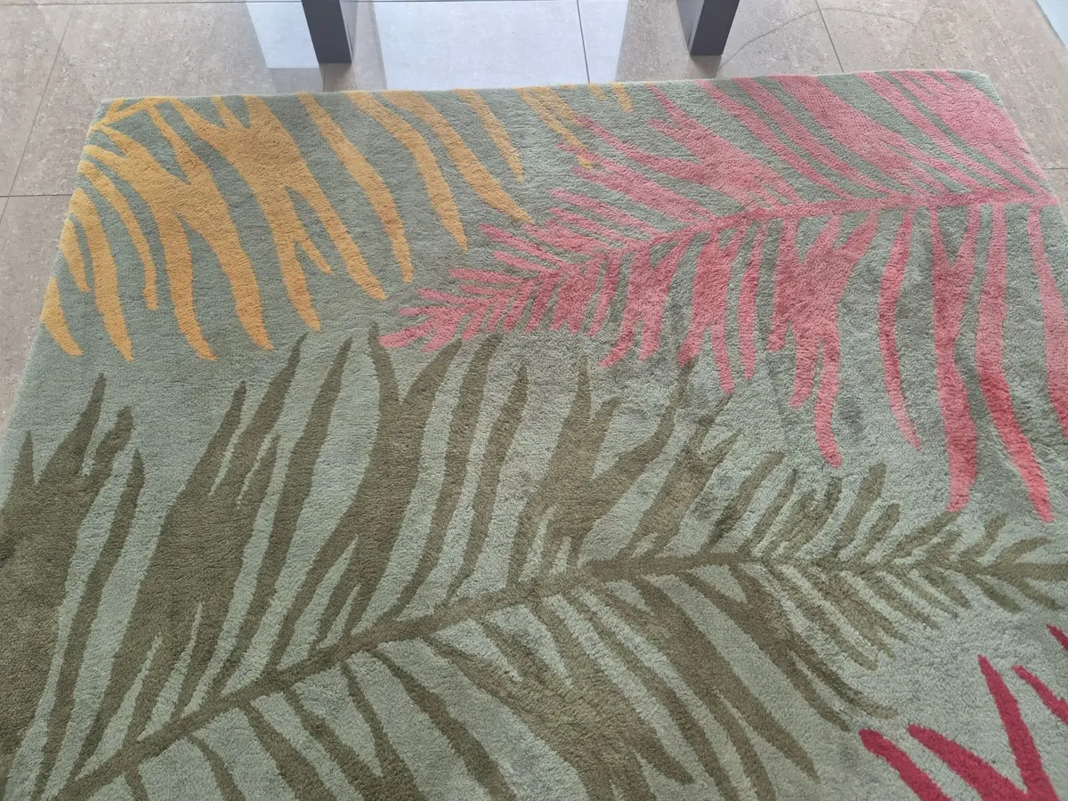 Large rug - Image 2