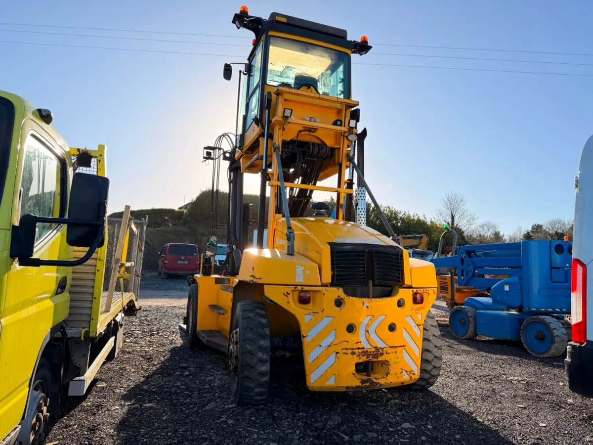 10 TON KALMAR  FORKLIFT....VOLVO....HI RISE CAB. - Image 3