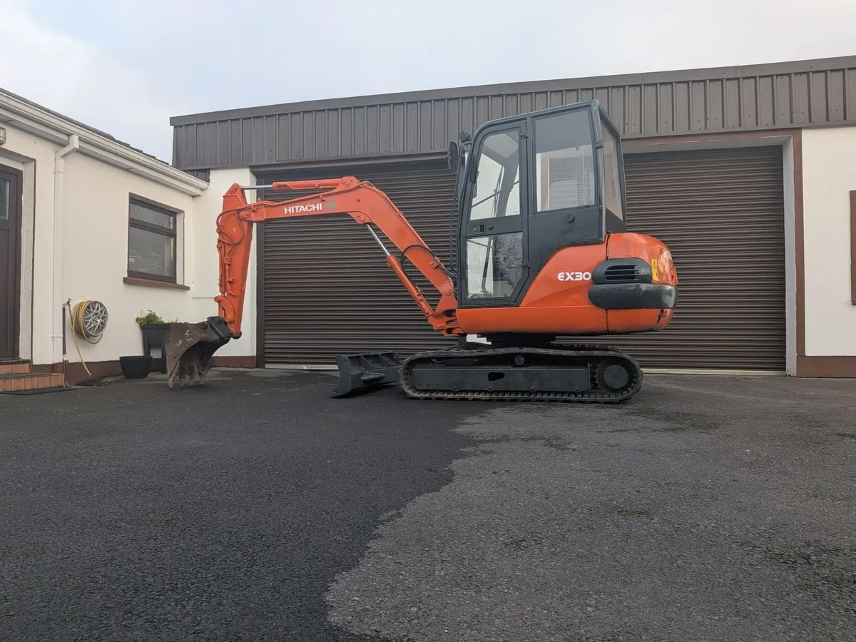 1998 Hitachi Ex30-3  Mini Excavator - Image 4