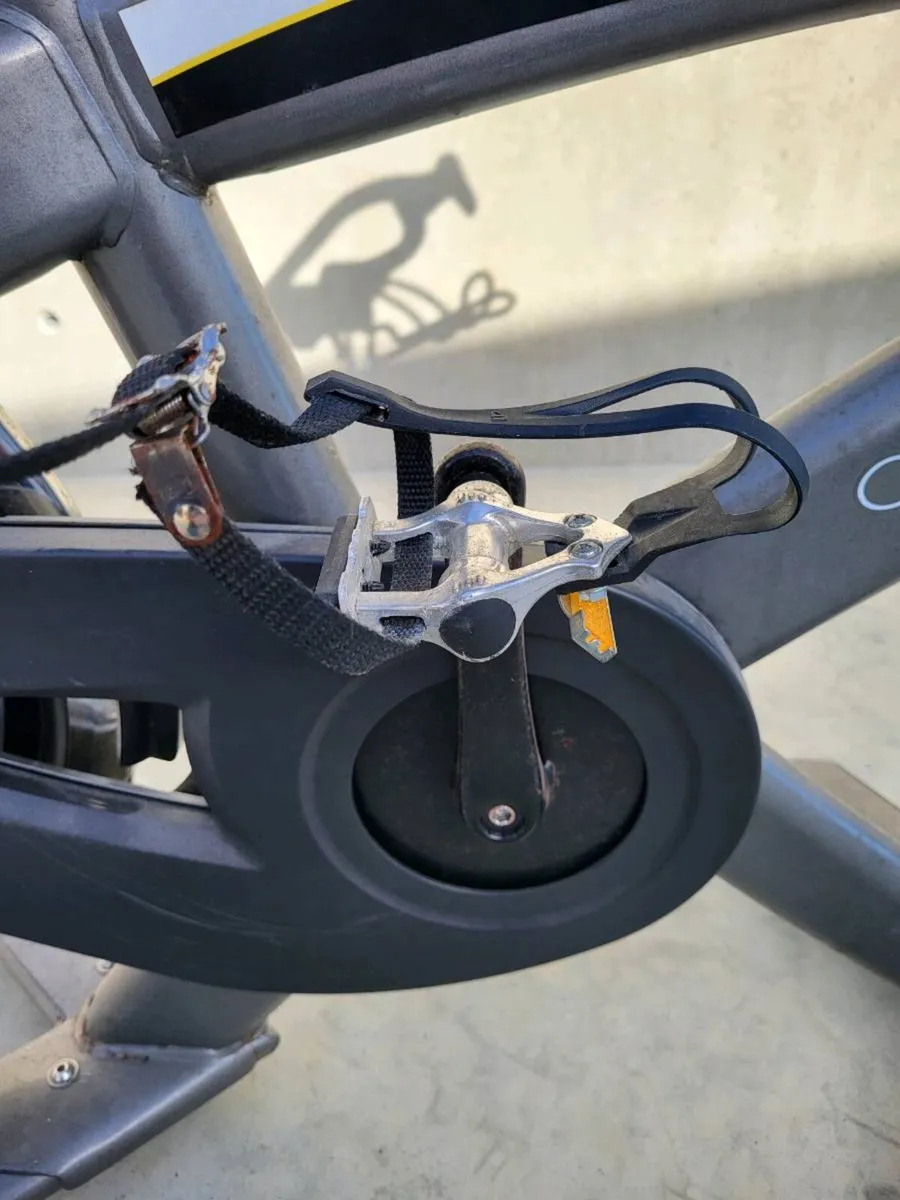 Exercise bike - Image 2