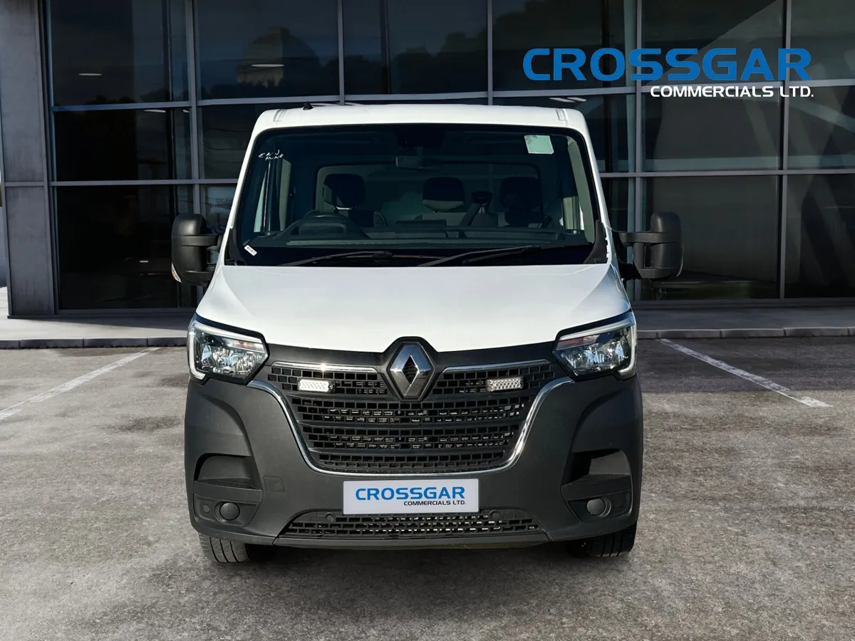 DROPSIDE AIR-CON CRUISE CONTROL REAR CAMERA - Image 2