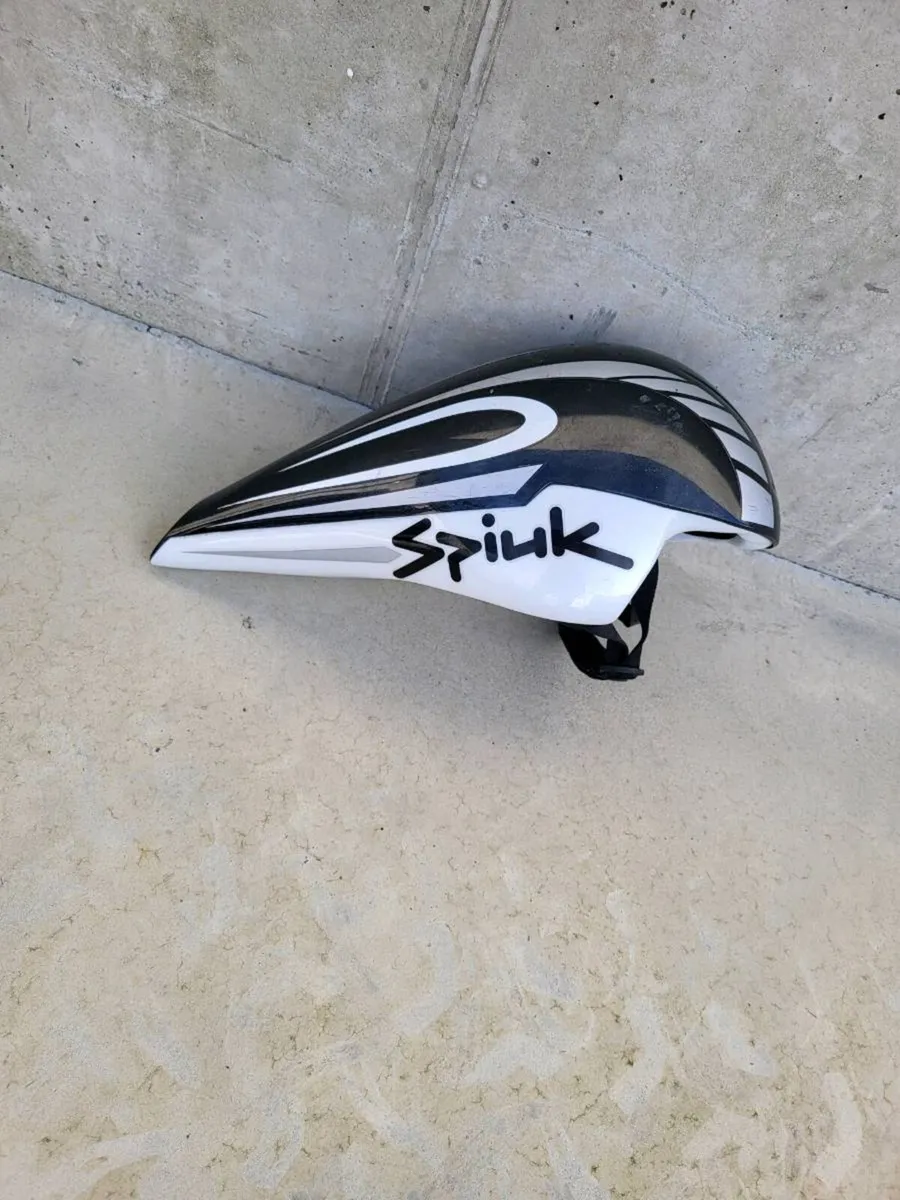 Time tial helmet - Image 1