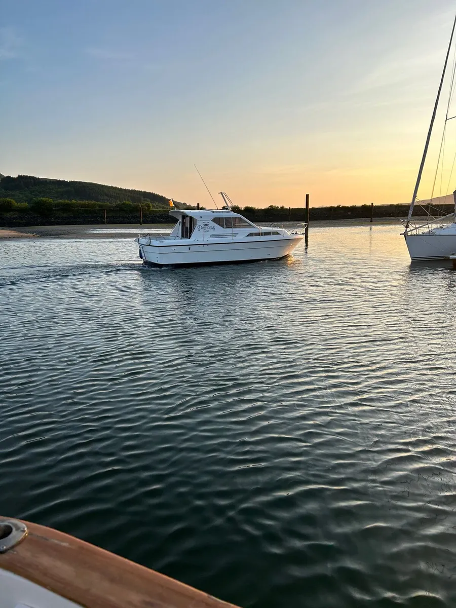 Princess 30ds - Image 2