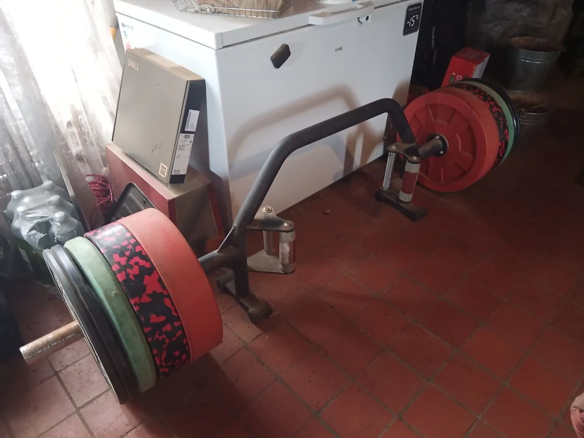 Hex trap bar olympic bumper plates set 300kg - Image 1
