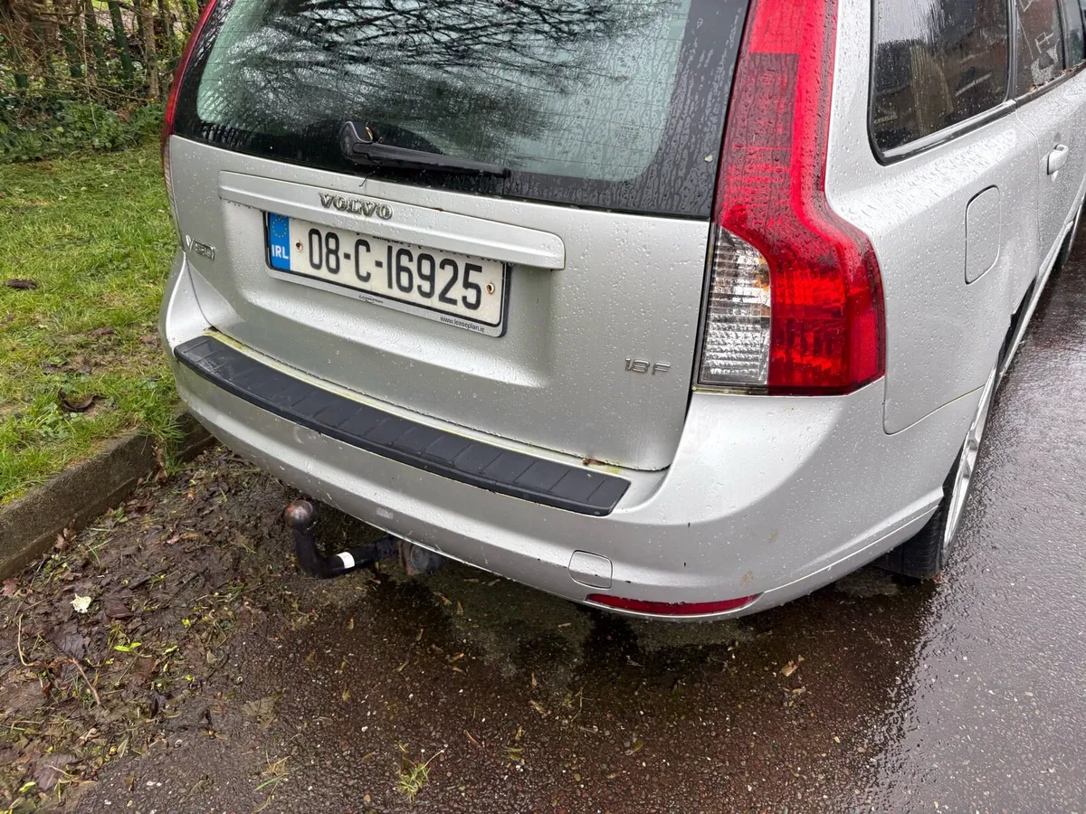 Volvo V50 500 euro no nct or tax - Image 4