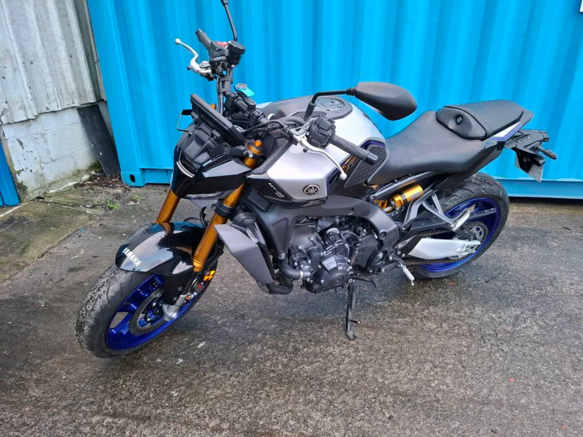 YAMAHA MT09 - Image 1