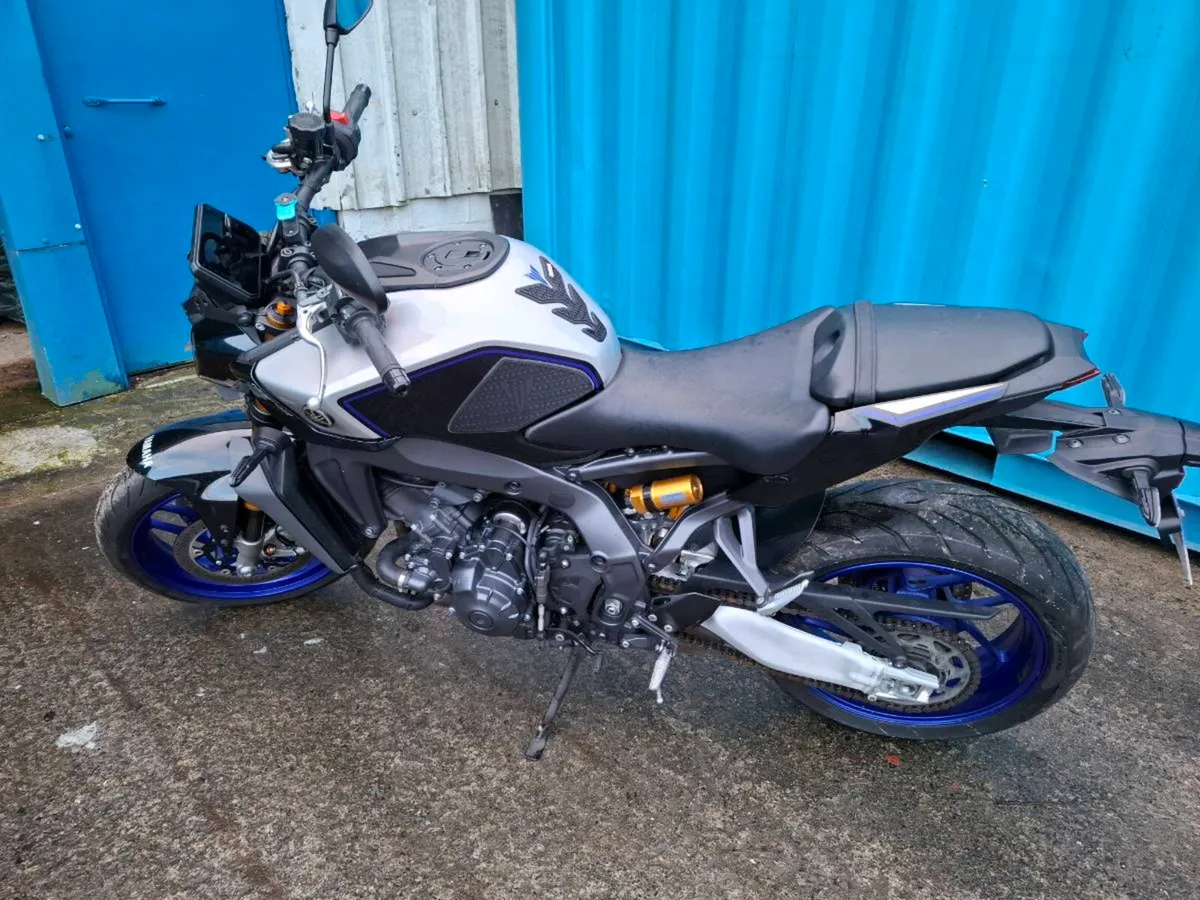 YAMAHA MT09 - Image 2