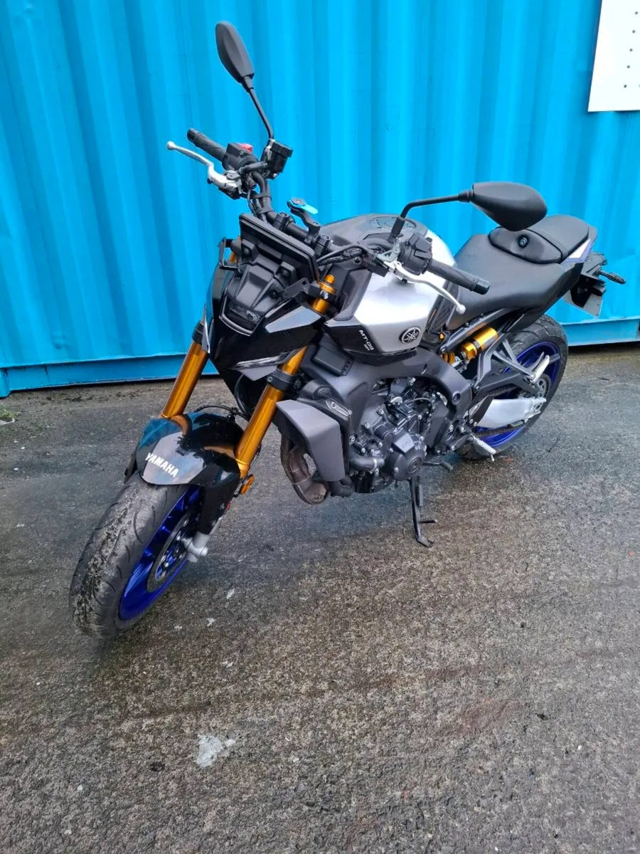 YAMAHA MT09 - Image 3