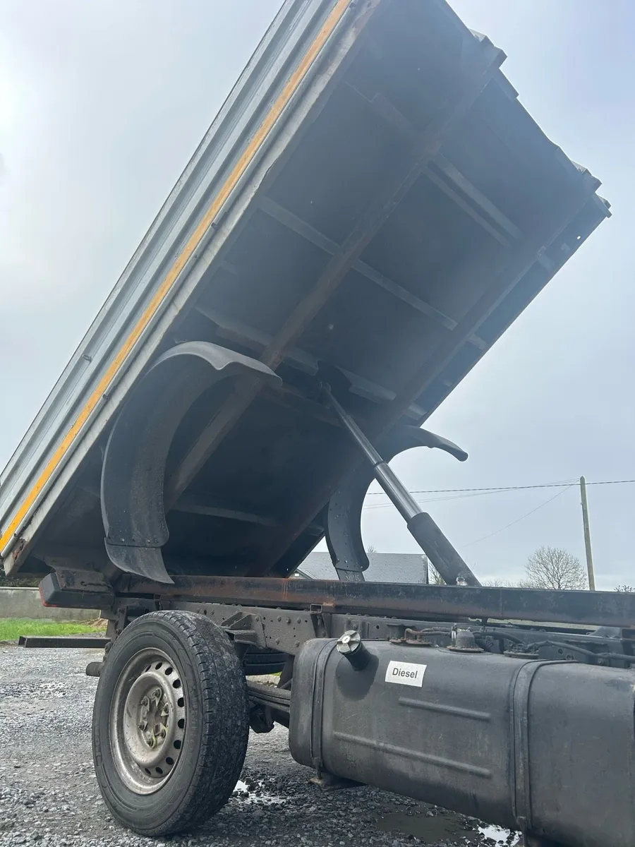 Toyota Dyna Tipper 2011 - Image 3