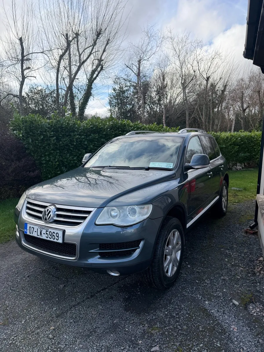 Volkswagen touareg - Image 1