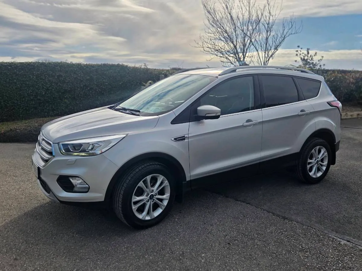 Ford kuga crew cab 5 seater - Image 1