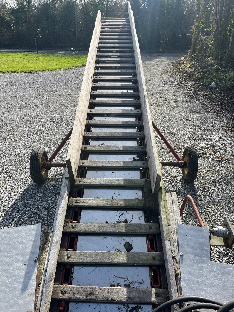 Lely level Turf elevator - Image 4