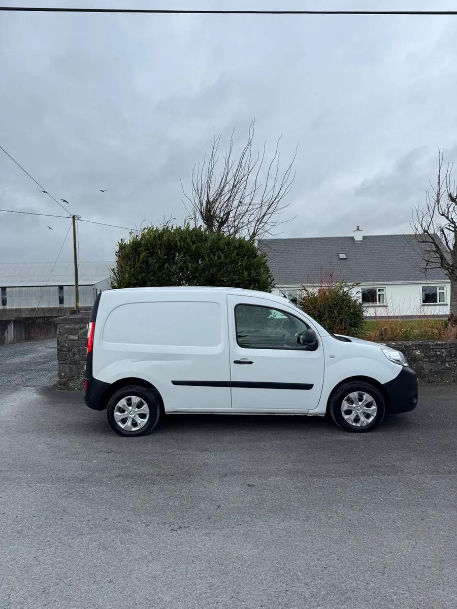 Renault Kangoo 2017 - Image 2